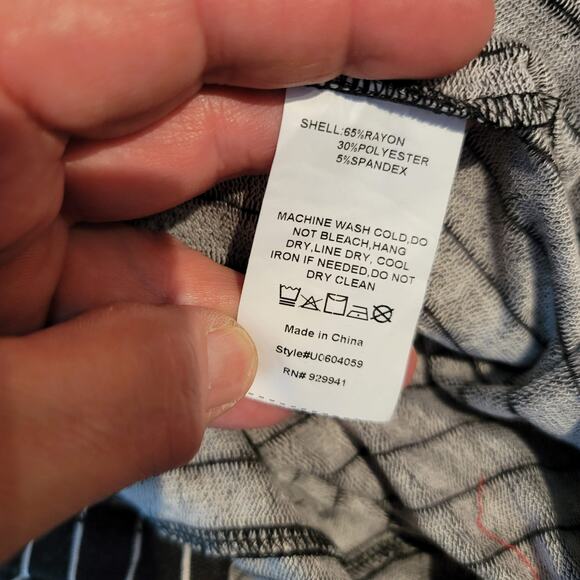 Simple Suzanne Betro Sleeveless V-Neck Jumpsuit Striped Black/White Size 4X - Picture 6 of 6